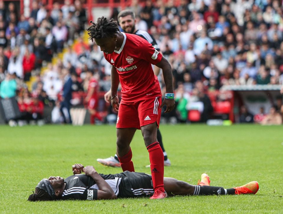 Watch KSI get taken out by Speed just 16 SECONDS into Sidemen vs YouTube All Stars in brutal tackle after Twitter jibe | The Sun Watch KSI get taken out by Speed just 16 SECONDS into Sidemen vs YouTube All Stars in brutal tackle after Twitter jibe | The Sun