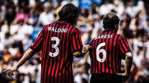 Desmotivaciones Futbol - El AC Milan tiene dos dorsales retirados, ¿La  razón? Paolo Maldini y Franco Baresi, los mejores defensores que ha tenido  el fútbol italiano. | Facebook