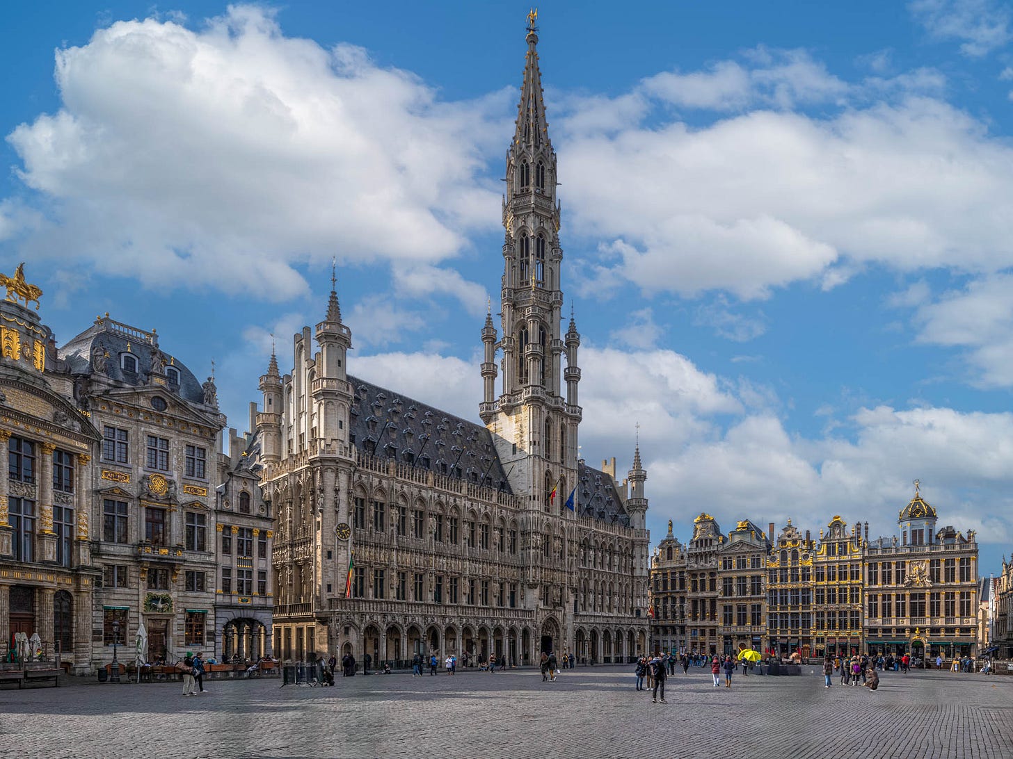 20 Lugares que ver en BRUSELAS: guía de la capital de Europa 20 Lugares que ver en BRUSELAS: guía de la capital de Europa