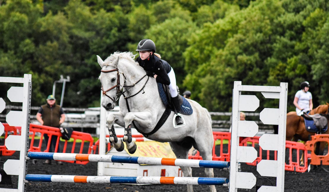 Helen and 'Cara' shine at Strule Valley