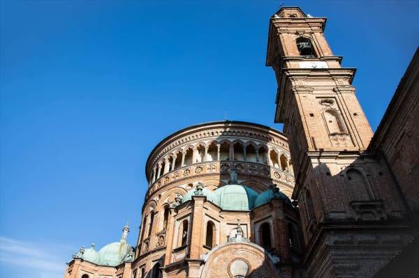 La Basilica di Santa Maria della Croce, il luogo scelto da Cristina per ambientare il suo ritratto per il progetto "Donne di Crema" (C)Monica Monimix Antonelli La Basilica di Santa Maria della Croce, il luogo scelto da Cristina per ambientare il suo ritratto per il progetto "Donne di Crema" (C)Monica Monimix Antonelli