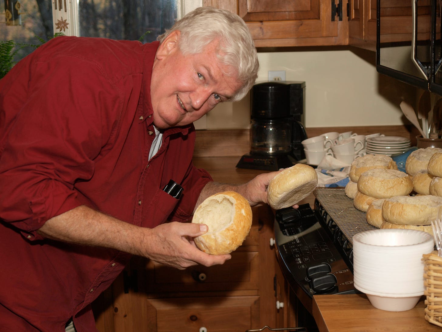 Lenny baking bread bowls