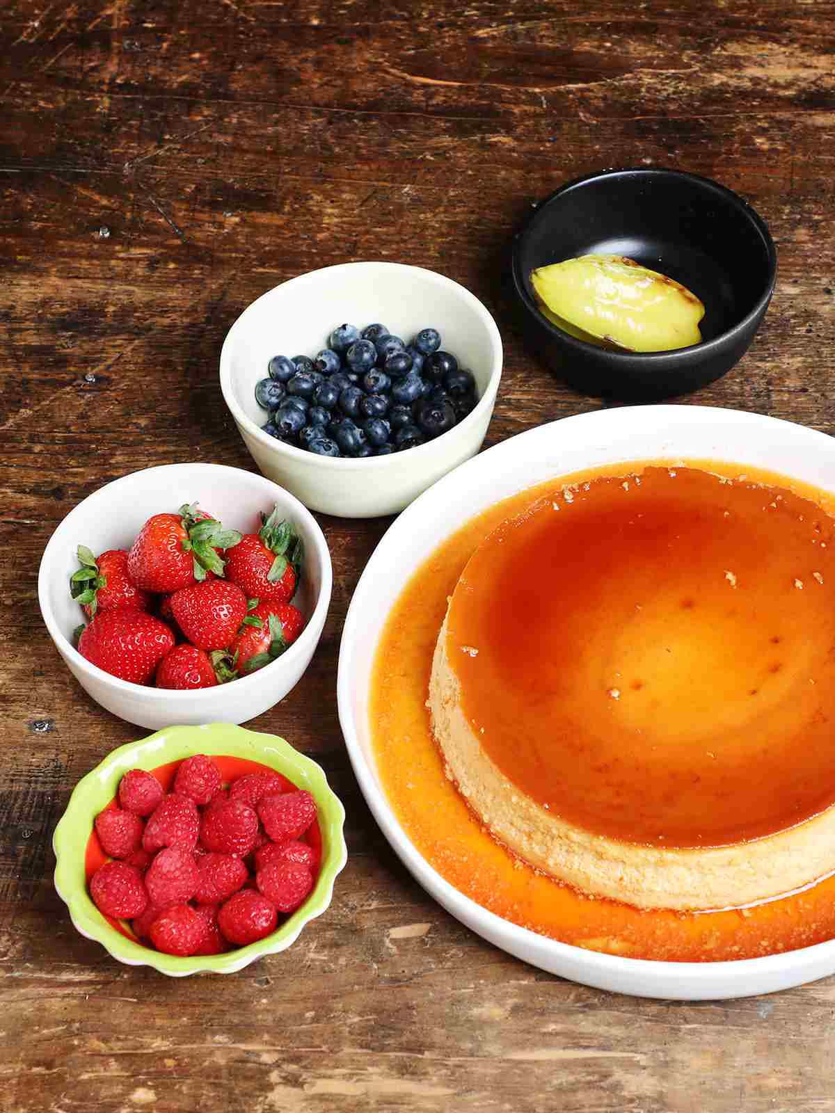 garnish to decorate flan garnish to decorate flan