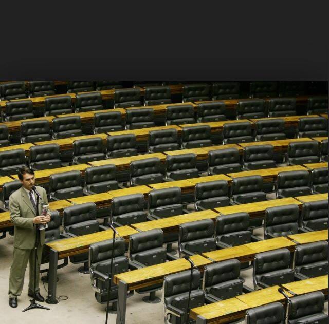 Nenhuma descrição de foto disponível.