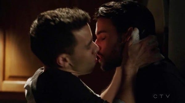 connor gets back with oliver for how to get away with murder 2015 connor gets back with oliver for how to get away with murder 2015