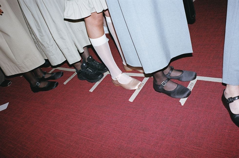 models backstage at nyfw ss23 show in the mary jane pointe