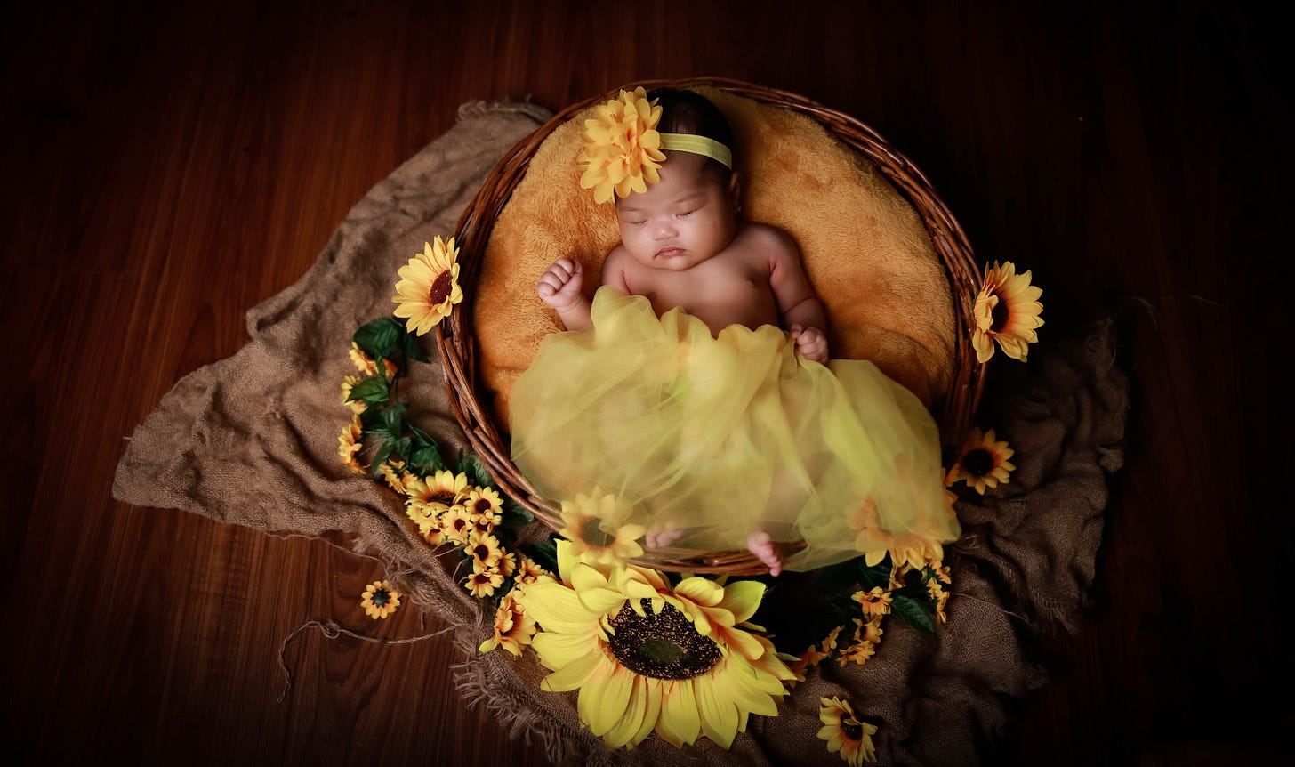 cute baby picture dressed in yellow cute baby picture dressed in yellow