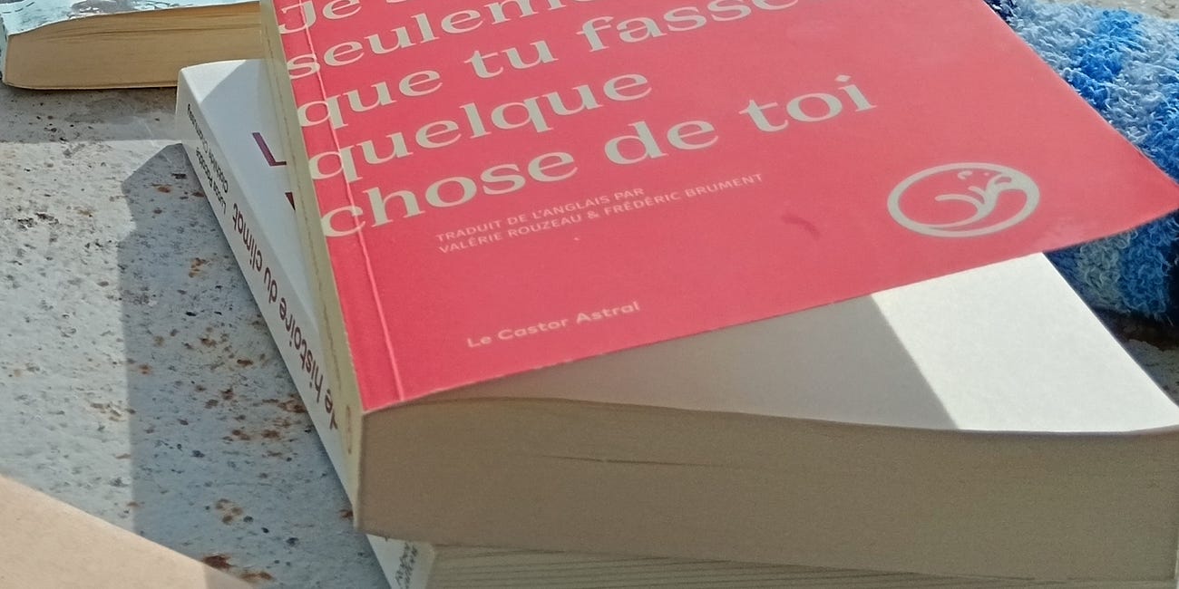 Recevoir un compliment / Hollie McNish / traduction de Valérie Rouzeau