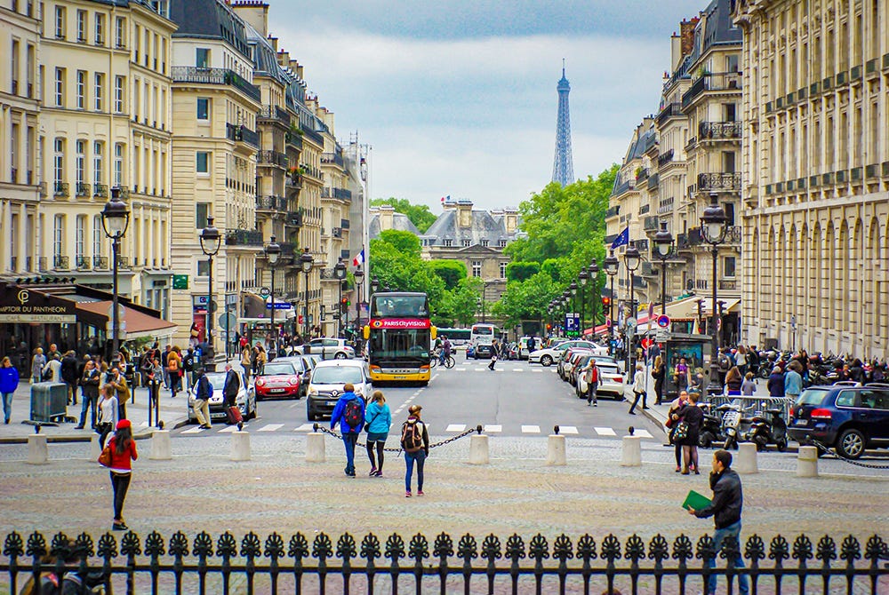 Rue Soufflot: A Grand Approach to the Panthéon