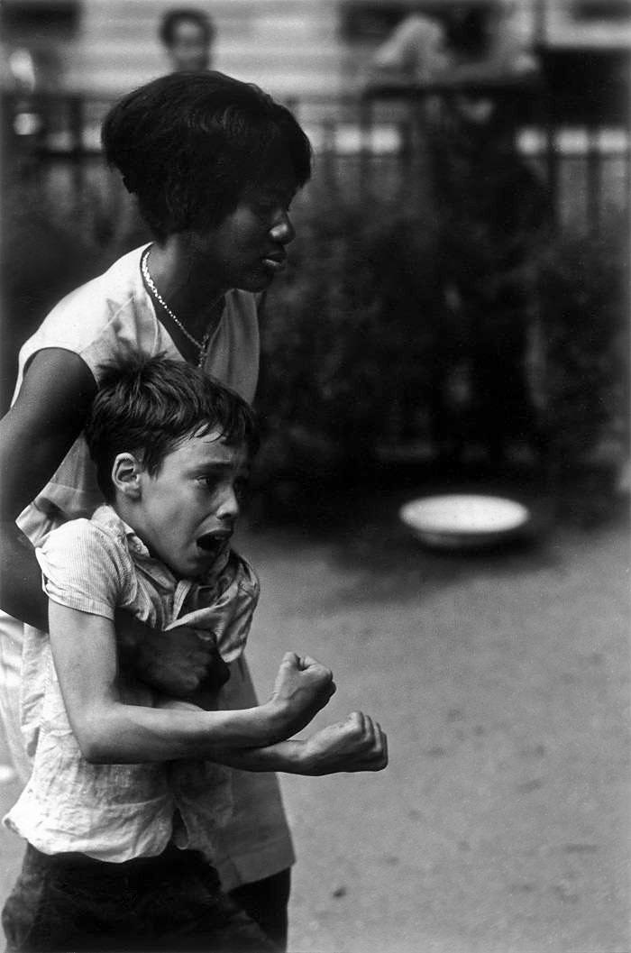 Exhibition: 'Dave Heath: Dialogues with Solitudes' at The Photographers'  Gallery, London | Art Blart