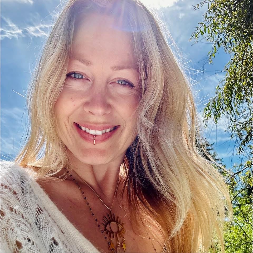 Courtney \ud83c\udf37