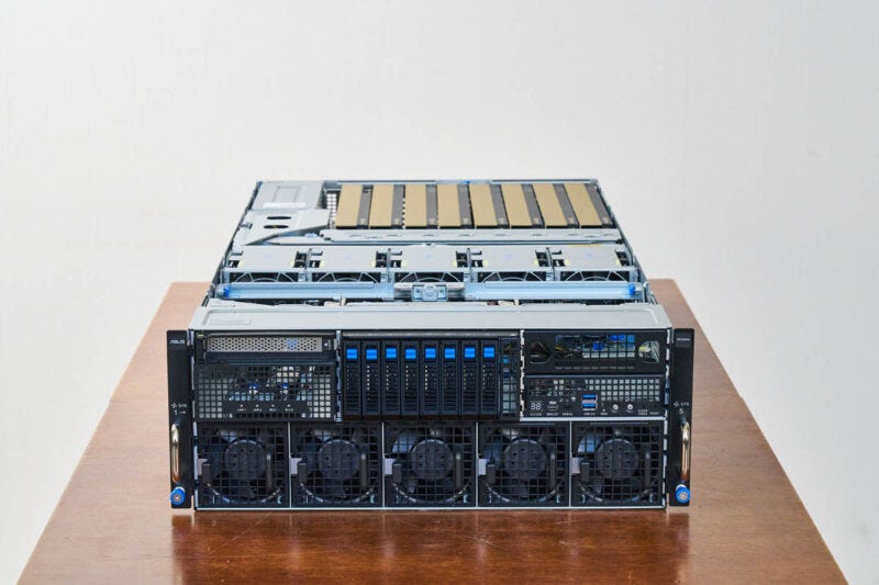 ASUS ESC8000A E13P Front Top