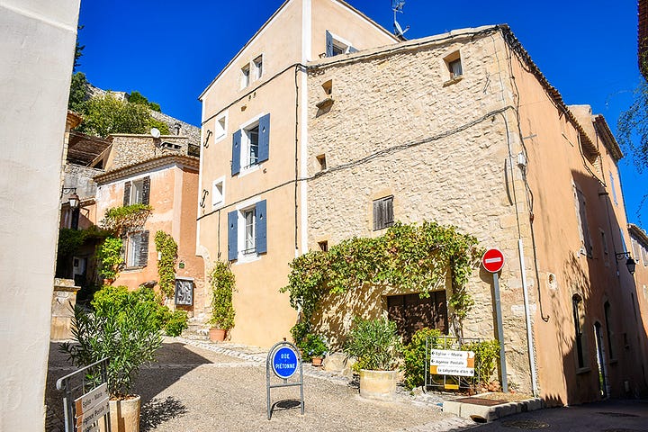 Streets of Joucas
