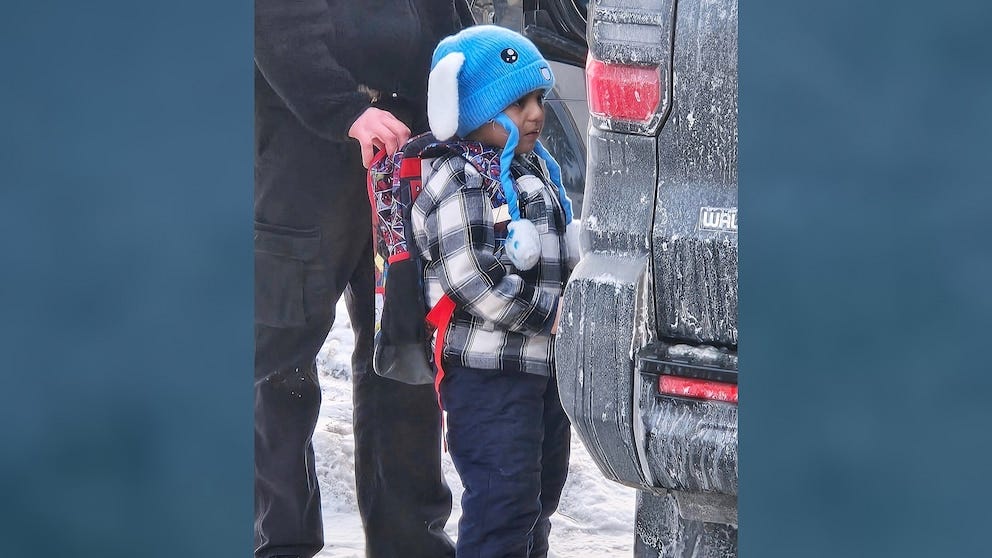 5-year-old asylum seeker detained as ICE expands enforcement in Minnesota -  ABC News