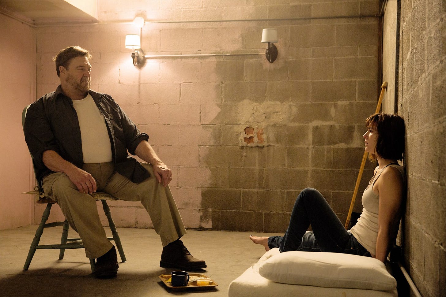 10 Cloverfield Lane' Movie Review