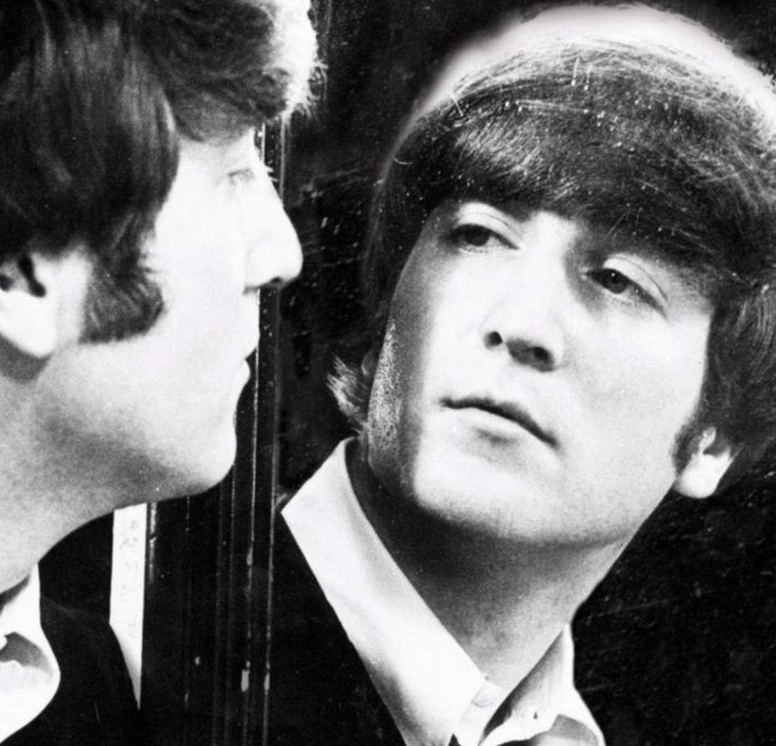 A person looking at himself in a mirror

AI-generated content may be incorrect.