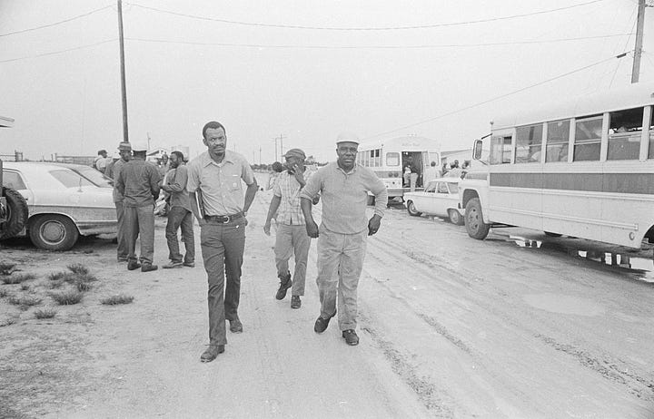 Minute Maid workers organize with the support of Mack Lyons from the United Farm Workers (UFW). Lyons is the man in the second and fourth photo, wearing a short-sleeved shirt and holding a file. Florida, 1972. Photos by John Kouns. © Tom and Ethel Bradley Center