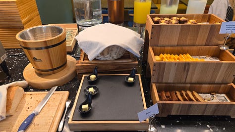 TRIBE Living Bangkok Sukhumvit 39 : Breakfast