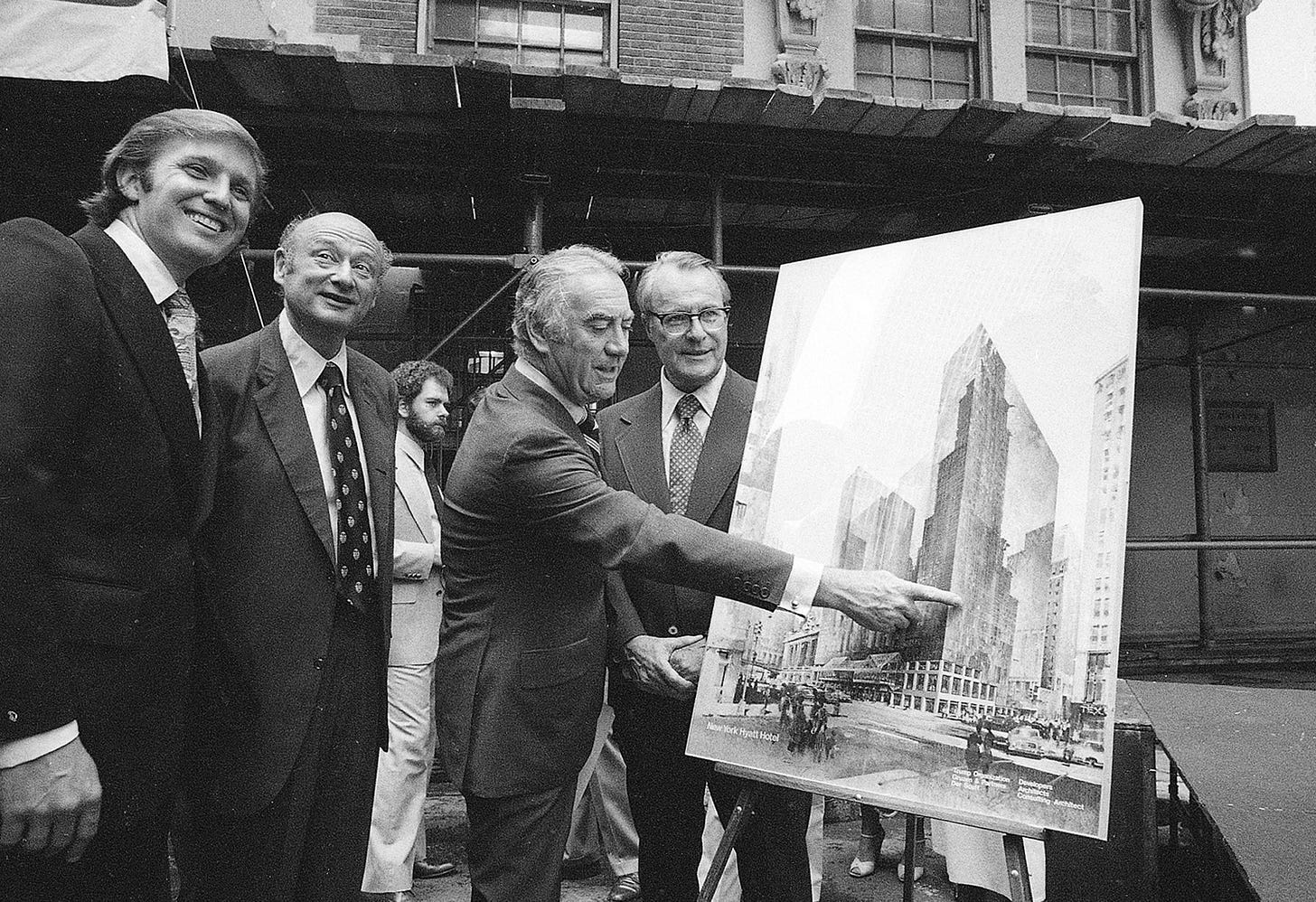 Hotel that launched Trump to Manhattan fame to be torn down - BYU Daily  Universe