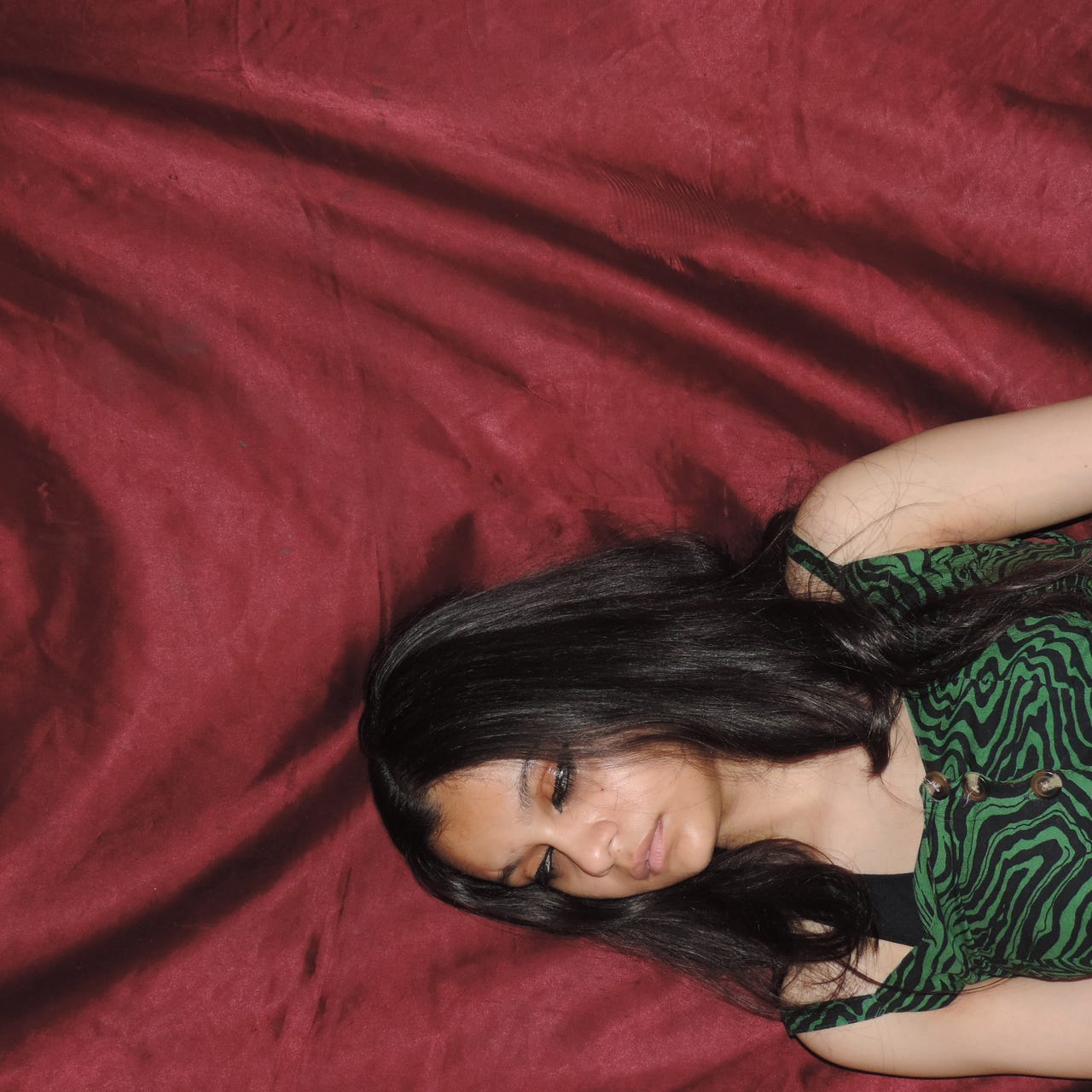 the god between spaces