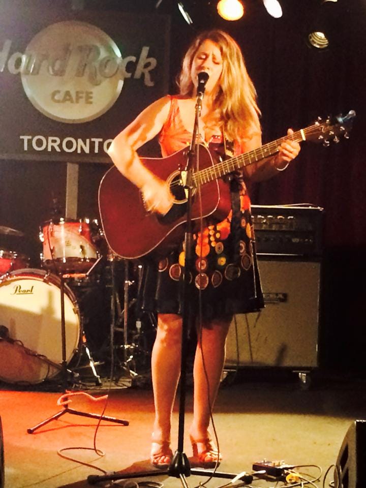 Toronto Folk Singer/Songwriter RAINA KRANGLE's New Single “My Beautiful  Dear” Is Straight From a Dream – BKonthescene