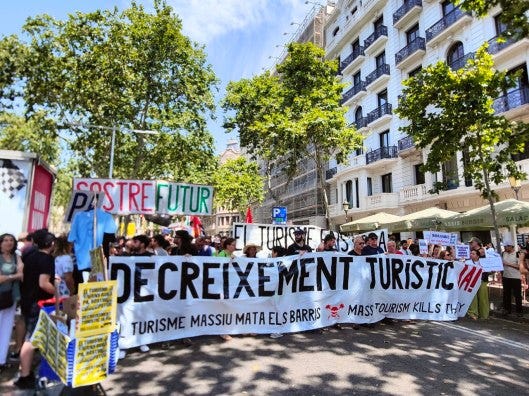 Assemblea de Barris pel Decreixement Turístic (ABDT) Assemblea de Barris pel Decreixement Turístic (ABDT)