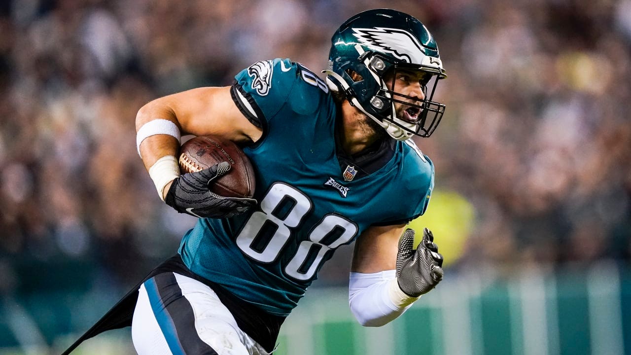 Dallas Goedert, Eagles agree to terms on four-year, $57M extension through  2025 | Latest NFL News, Analysis & Updates | NFL.com