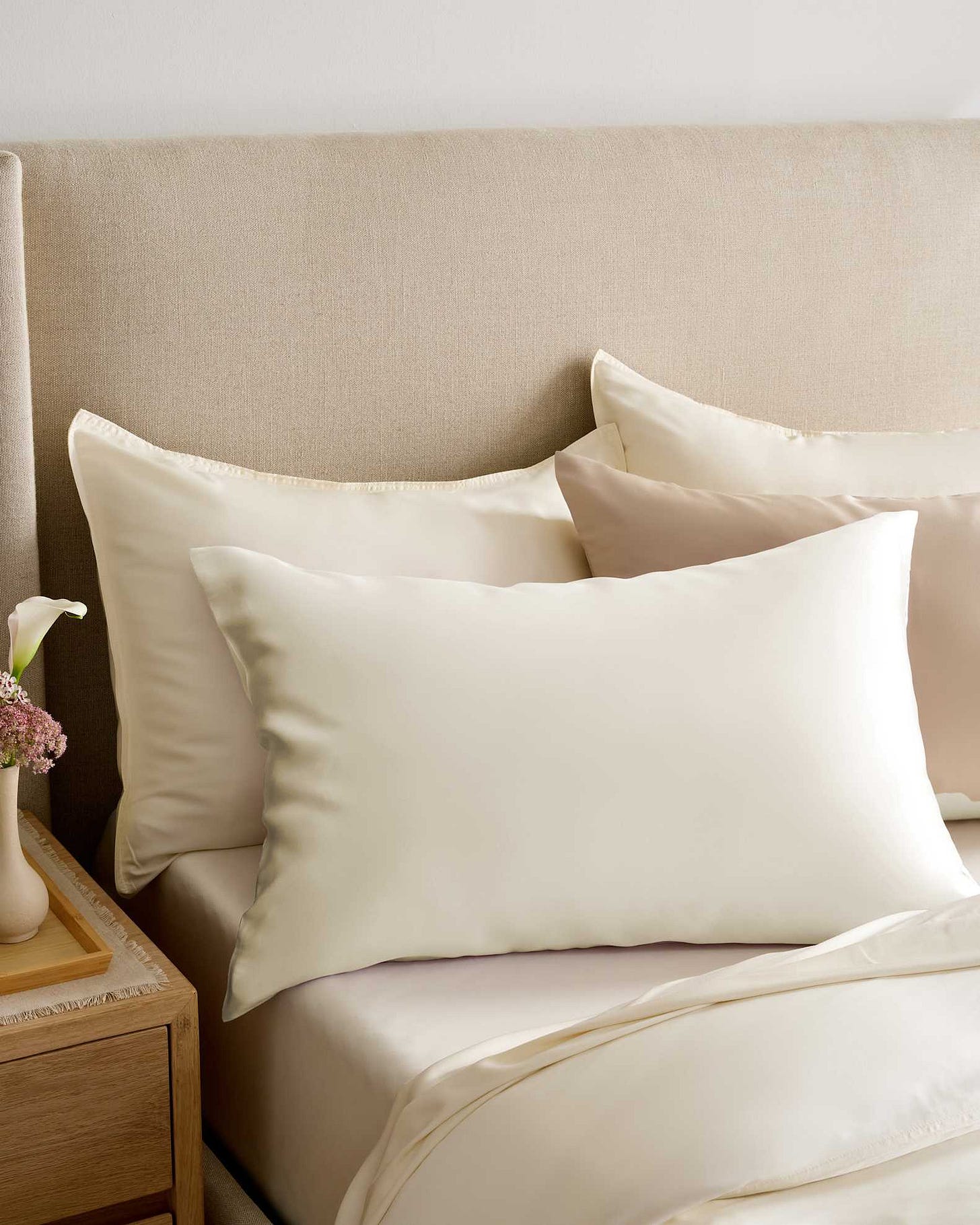 100% Mulberry Silk Pillowcase in Ivory, Size Standard by Quince