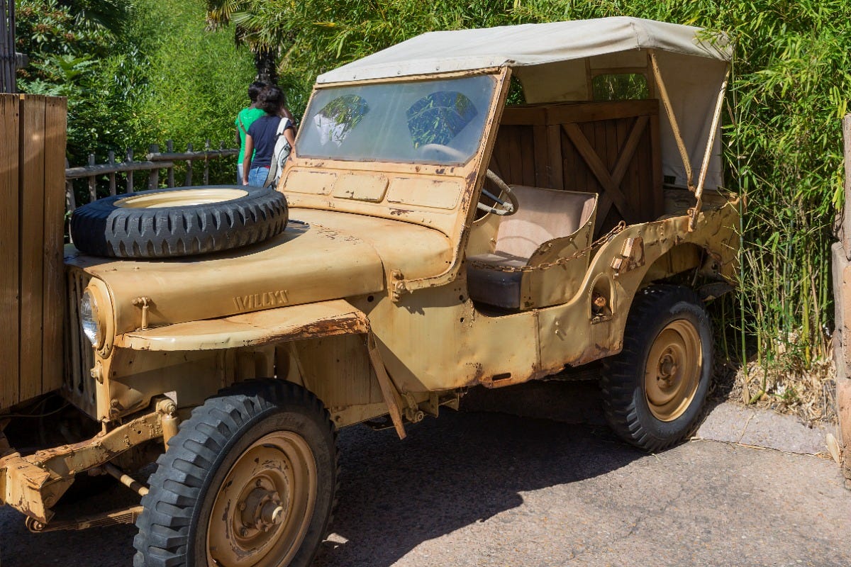 A vintage Willys jeep near Indiana Jones and the Temple of Peril in 2015. Image: William Crochot via Wikimedia Commons A vintage Willys jeep near Indiana Jones and the Temple of Peril in 2015. Image: William Crochot via Wikimedia Commons