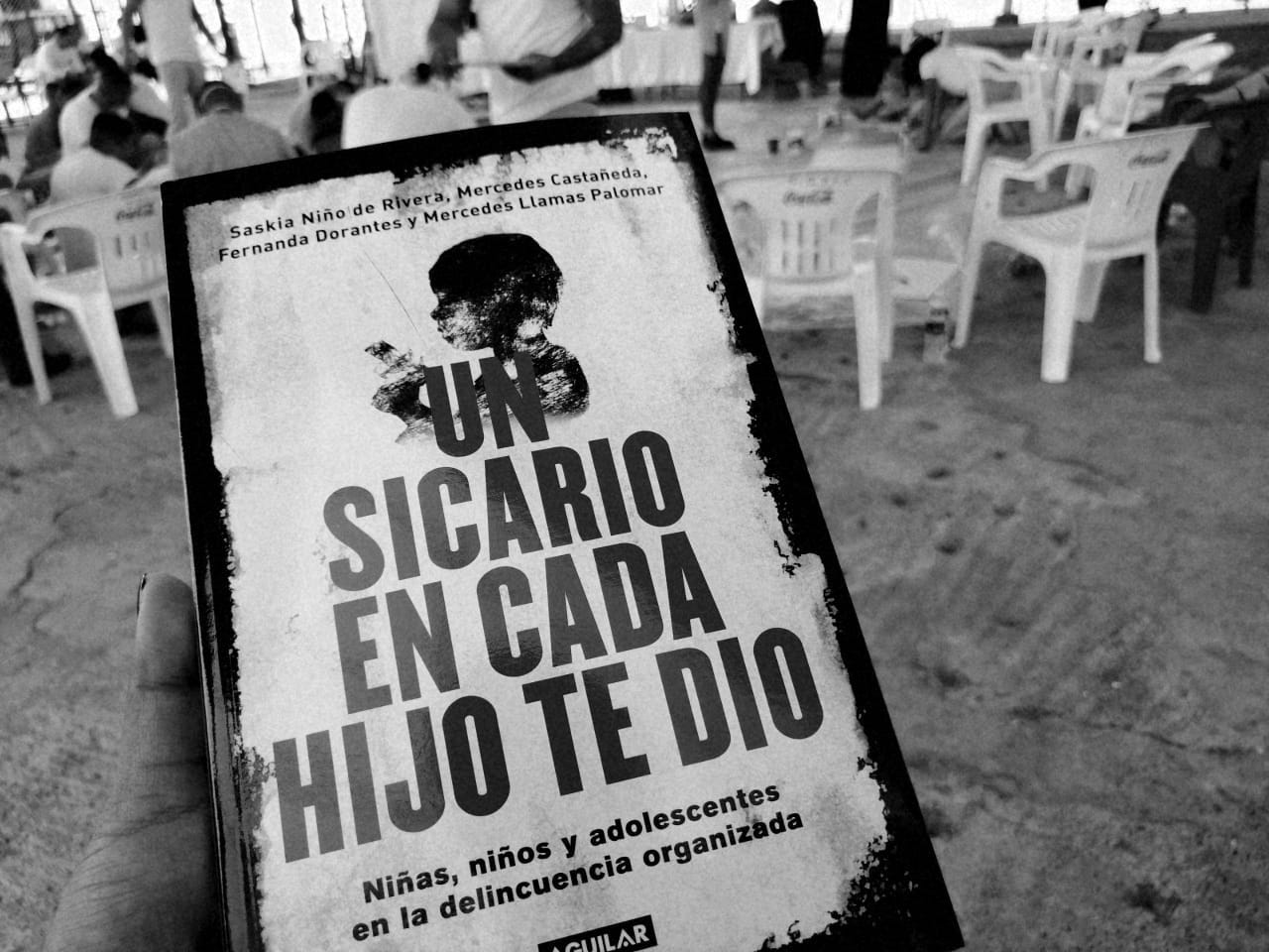 Cultura Colectiva News on X: "#ATENCIÓN México tiene una deuda con sus  jóvenes. 'Un sicario en cada hijo te dio' es el verdadero reflejo de  quienes gritan auxilio tras haber sido reclutados