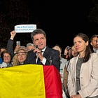 Reportaj: Cum s-a văzut și s-a simțit victoria matematicianului Nicușor Dan în fața extremistului George Simion