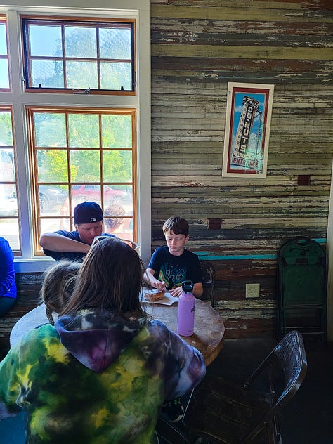 Hole Doughnuts interior seating