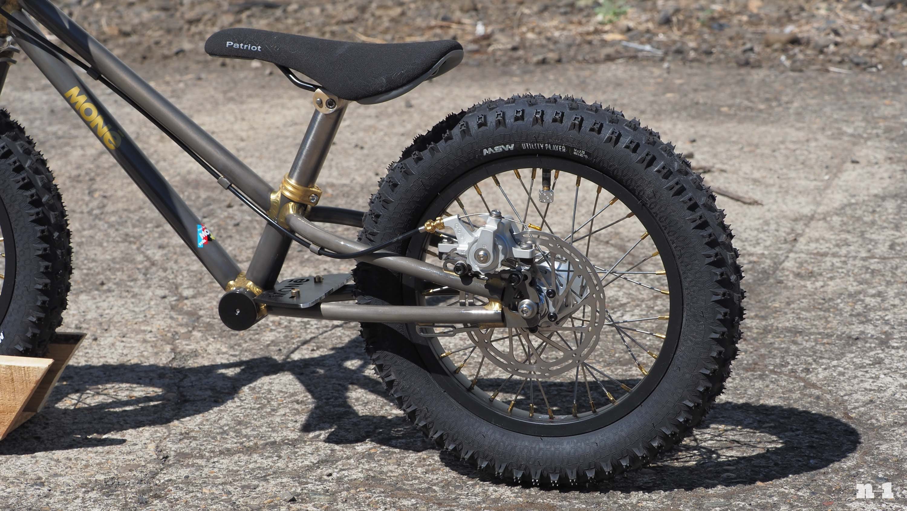 Monē Bicycles balance bike rear end