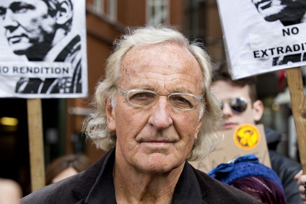 John Pilger: »Na Zahodu je zelo malo pristne medijske svobode«
