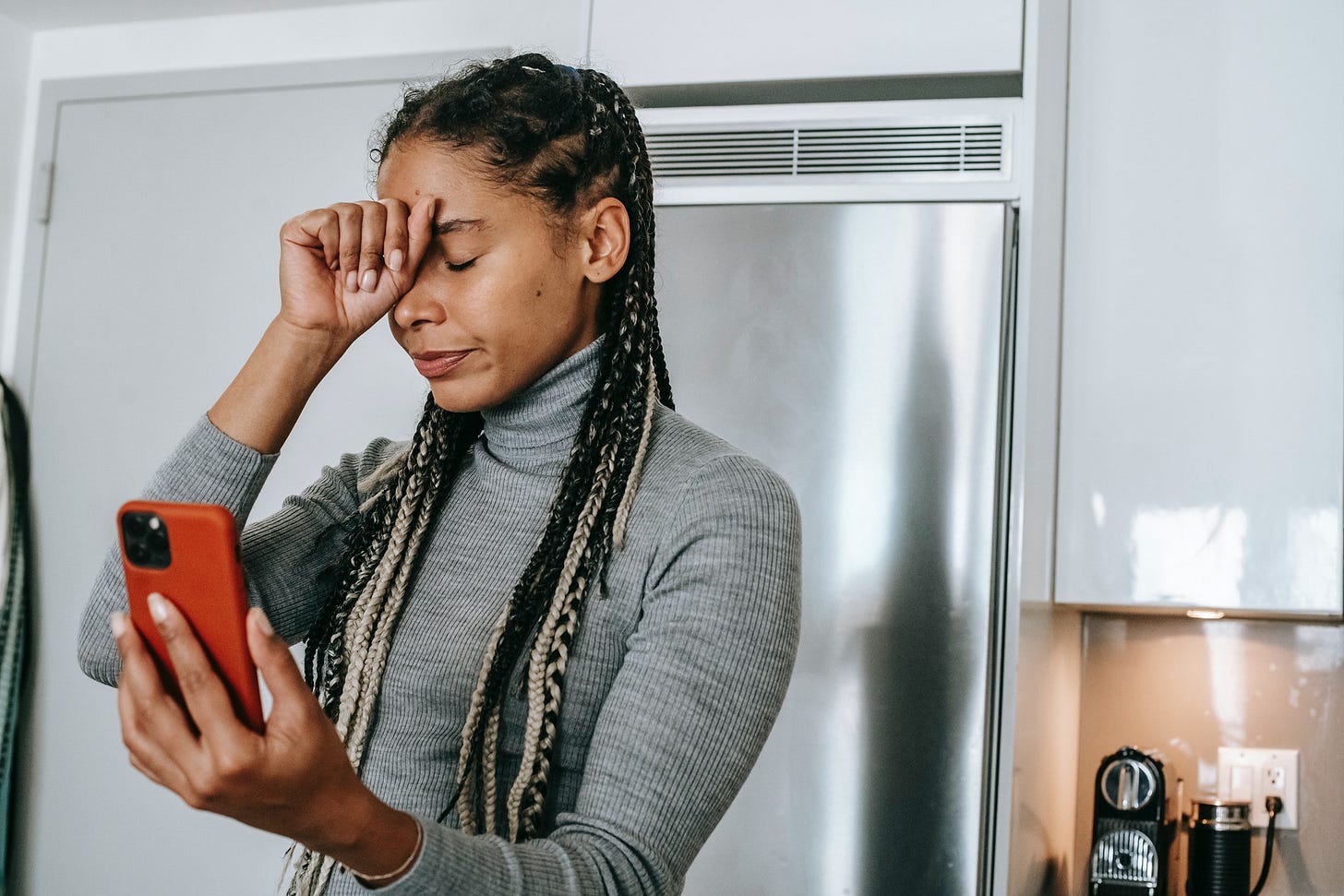 Some abusers will acknowledge there's a problem in their relationship, but will blame that problem on their partner or a so-called "mutual communication issue." Some abusers will acknowledge there's a problem in their relationship, but will blame that problem on their partner or a so-called "mutual communication issue."