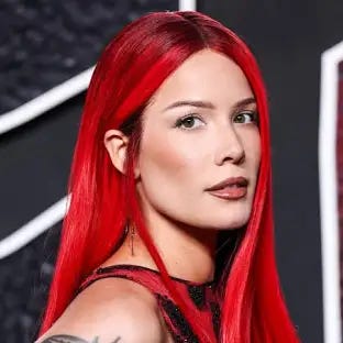 Halsey - Starporträt, News, Bilder | GALA.de
