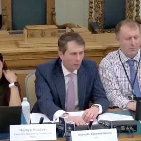 Richmond council to look into keeping HGVs out of the High Street and off The Terrace 