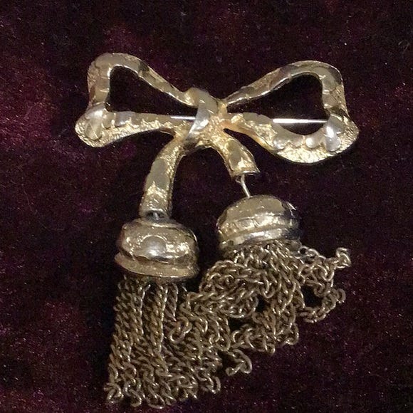 Vintage bow with tassels - Picture 1 of 2
