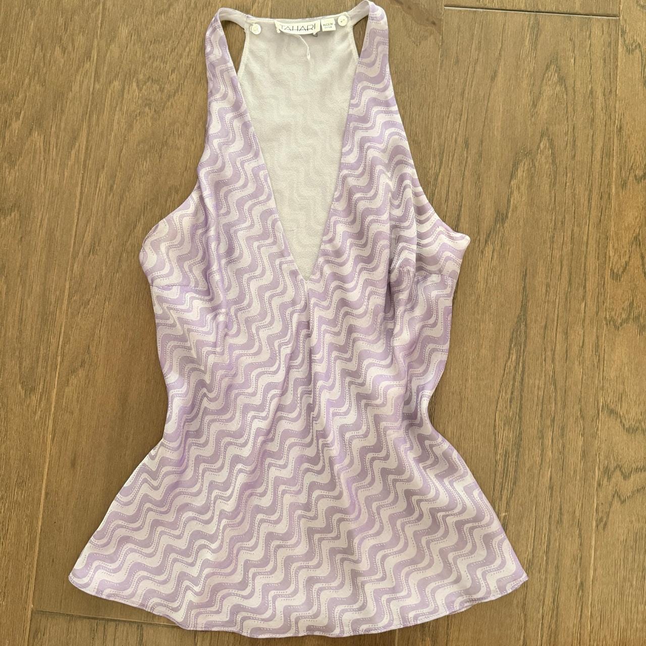 item listed by avat4ylor