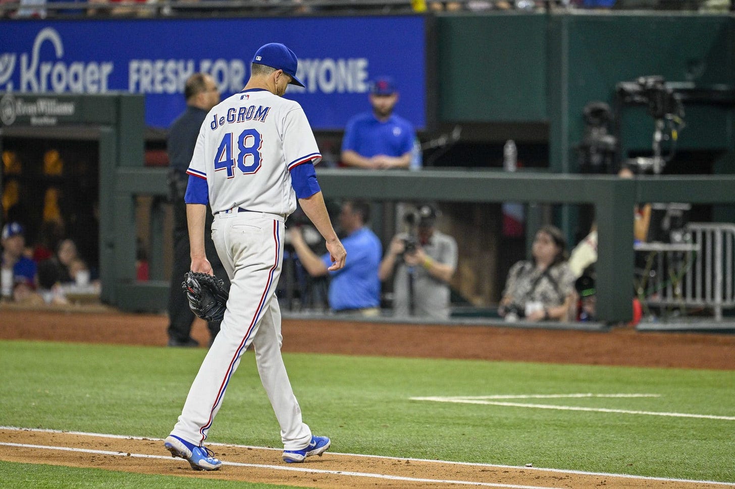 Jacob deGrom didn't help with Rangers' 'winning vision' in disastrous debut