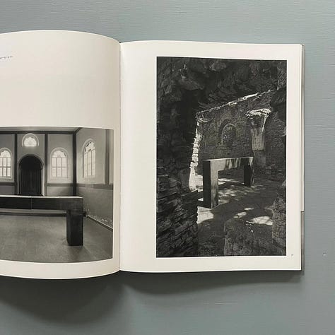 Richard Serra: Forged Steel, Texts by Richard Serra and Richard Shiff, Designed by McCall Associates, David Zwirner Books, New York, NY / Steidl, Göttingen, 2016 [Saint-Martin Bookshop, Bruxelles-Brussel. Art: © Richard Serra / ARS, New York]