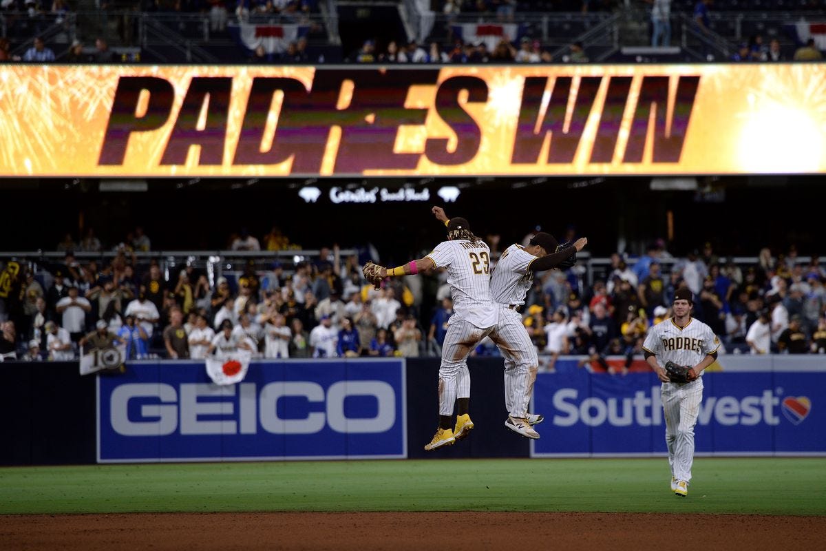 Padres News: Friars stay hot, trounce Dodgers 6-2 - Gaslamp Ball