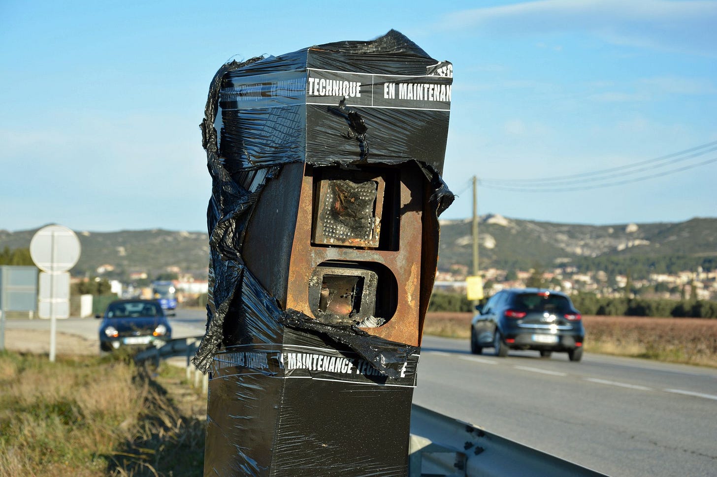 French Protesters Are Systematically Breaking Traffic Cameras