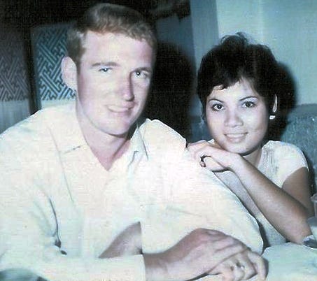 AL & MARIA DATING VUNG TAU 1970 AL & MARIA DATING VUNG TAU 1970