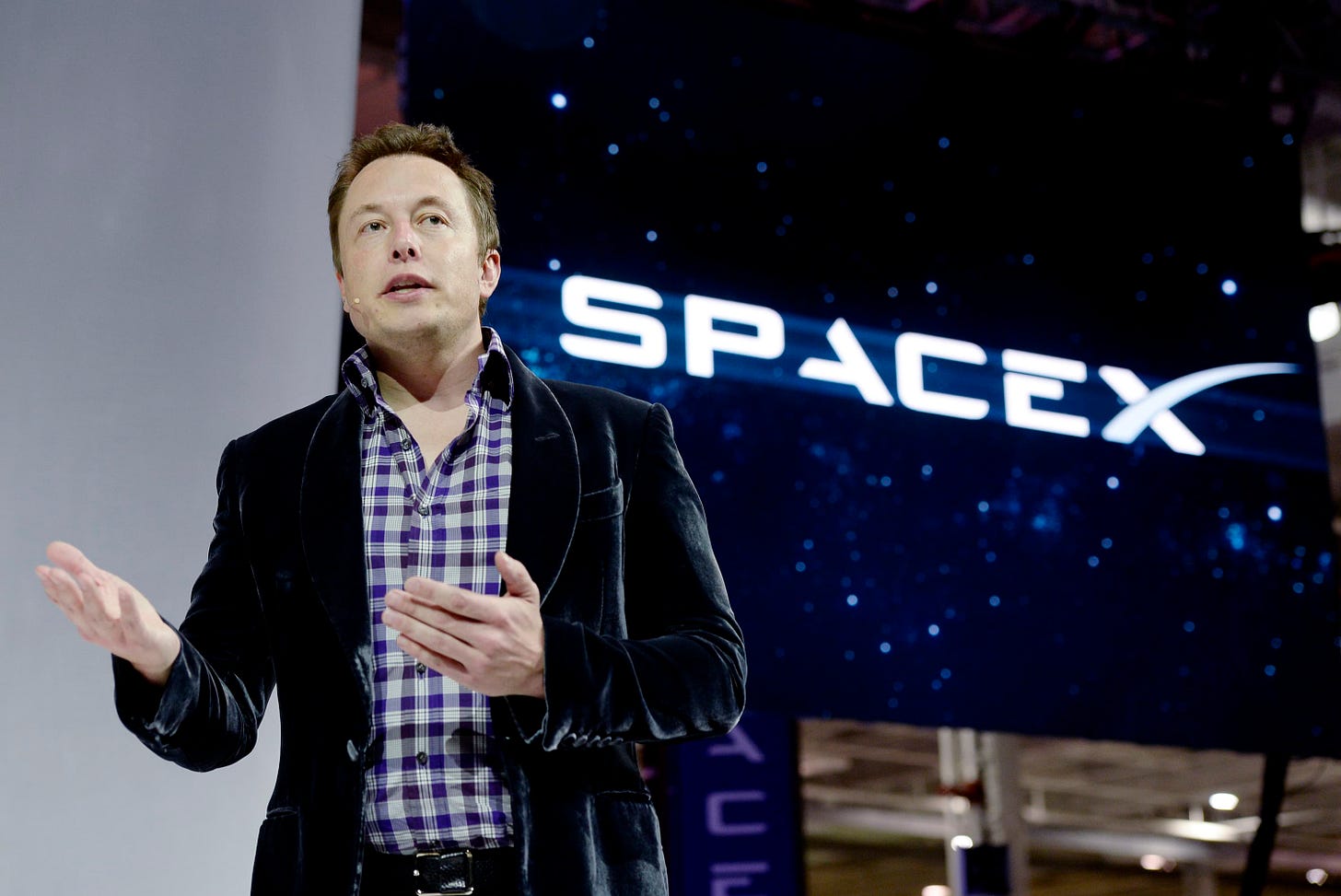 Elon Musk says SpaceX's new rocket has 'a real good chance' of failure