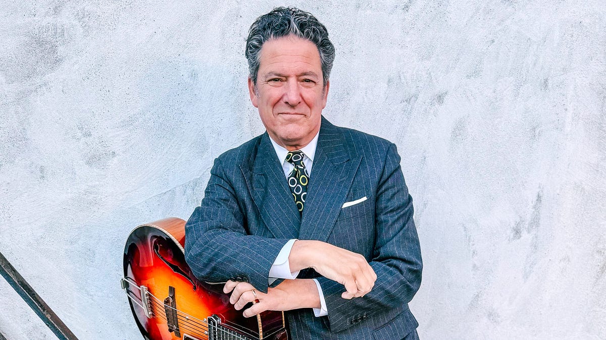 I'm Hip John (Please Don't Tell My Pizzarelli ⁄ - Jr. Father