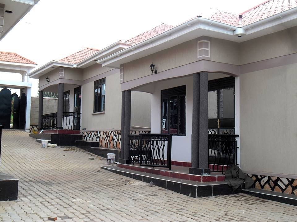 No photo description available.