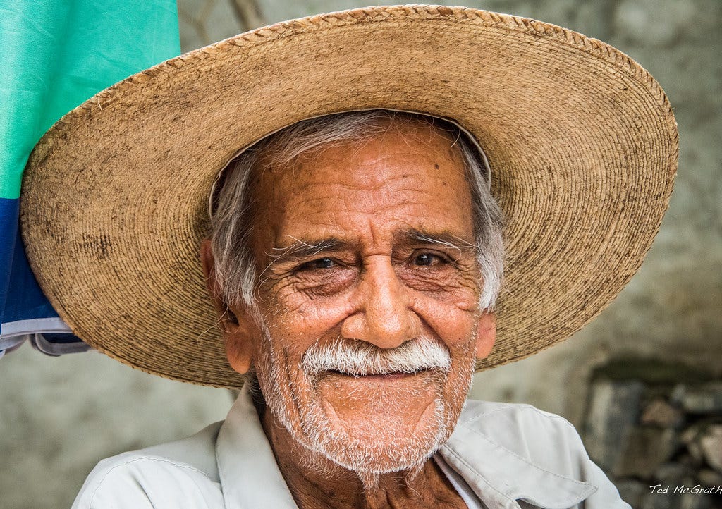 2016 - Mexico - Zihuatanejo - Señor Old Timer | Walking Pase… | Flickr
