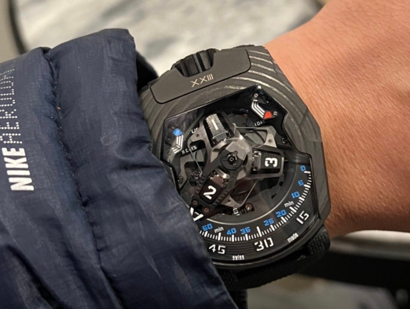 Grove XXIII wrist shot Grove XXIII wrist shot