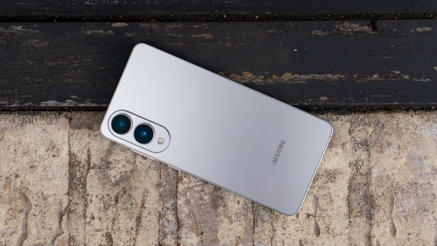 Galaxy S25 Edge titanium design